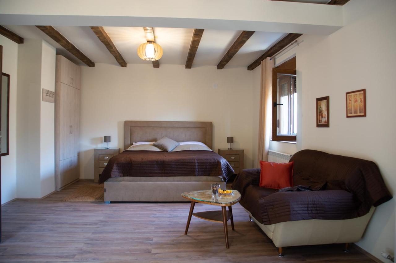 Zvjezdana Dolina Garni Hotel Andrijevica 外观 照片